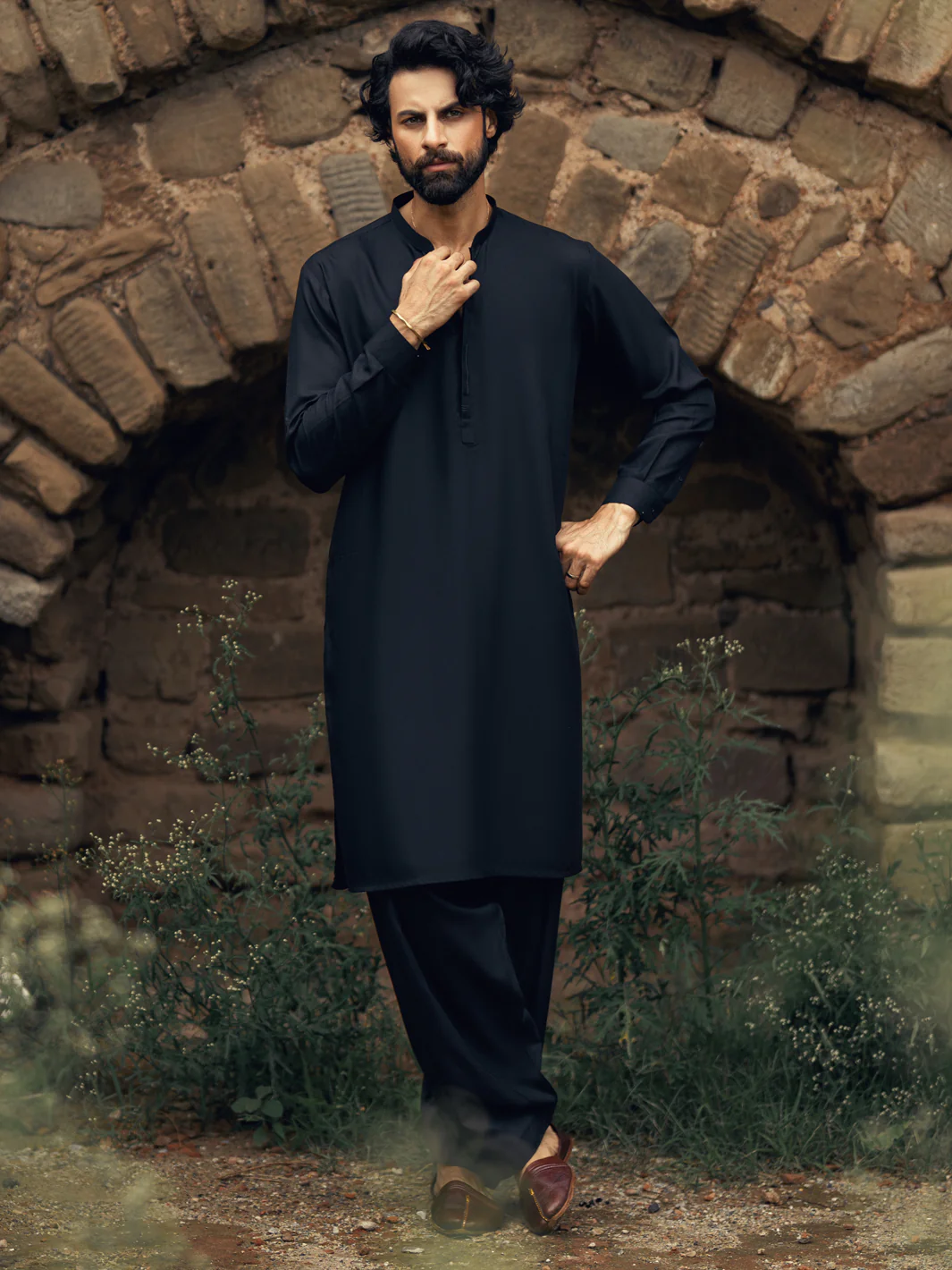 BLACK KAMEEZ SHALWAR | AL-KS-3292/AM-15068C