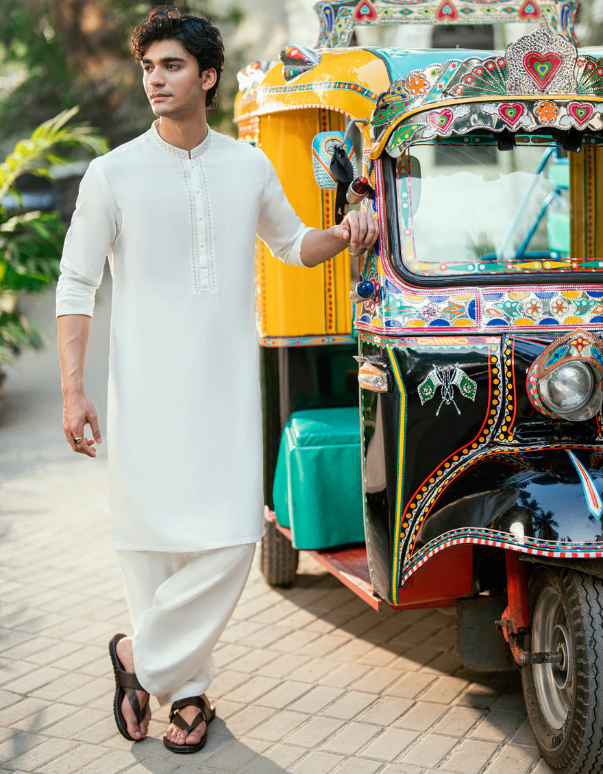 OFF WHITE BLENDED KAMEEZ SHALWAR | JJKS-A-47437/S25/JJ9899-FL
