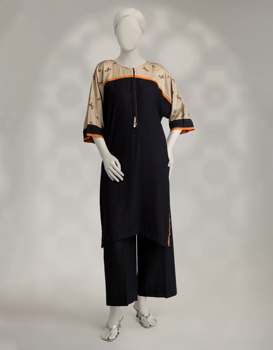 BLACK PASHMINA KURTI | JJLK-W-JSS-25-562 FB/VIBRANT BANDS-01