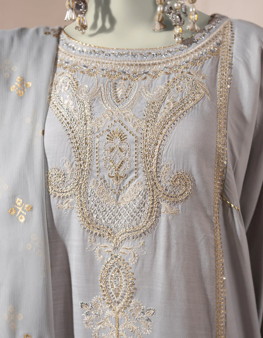 GREY ORGANZA 3PC STITCHED | JJPW-S-JPS-25-3933 FB/DANEEN-09 - Image 3