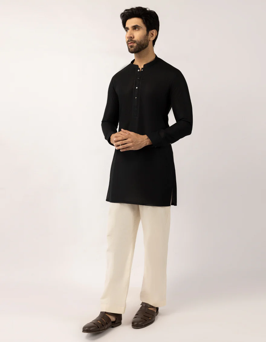 BLACK COTTON THIGH LENGTH KURTA | JJTHLK-W-90551/S25/JJ10450-SF