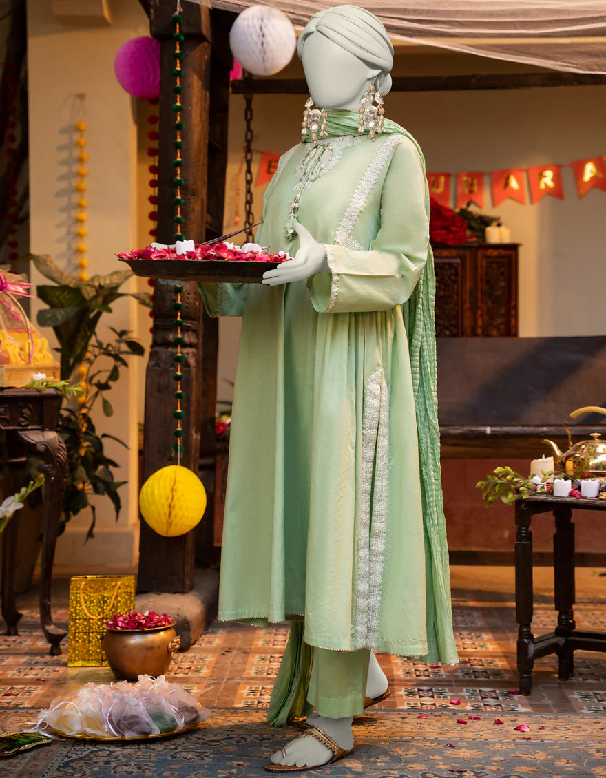 GREEN LAWN 3PC STITCHED | JLAWN-S-25-095/S LUCKNOW LUXE-3