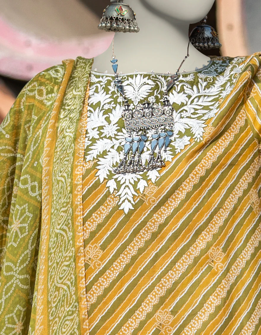 GREEN LAWN 2PC STITCHED | JLAWN-S-JDS-25-1002/S LEHRIA CHUNRI-02 - Image 3