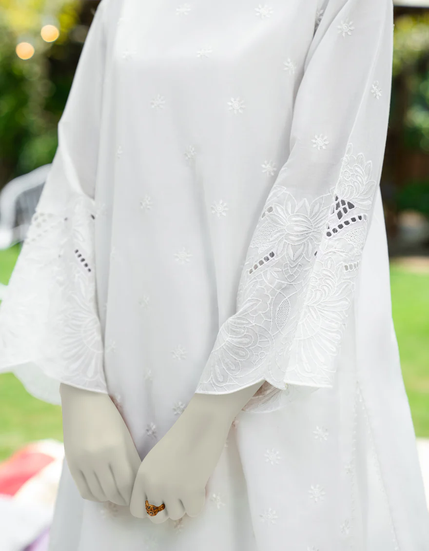 WHITE LAWN 2PC STITCHED | JLAWN-S-JDS-25-1120/S LACE & EYELET-01 - Image 4