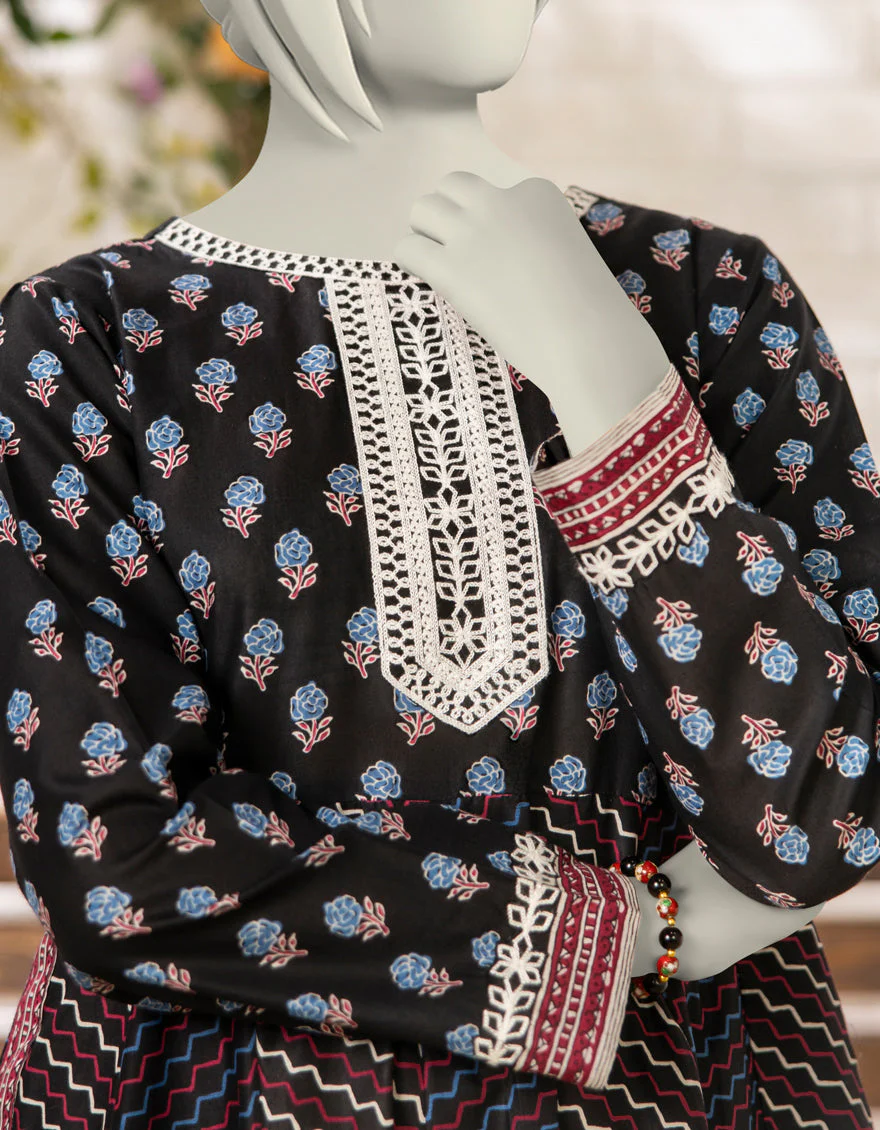BLACK LAWN KURTI | JYGK-S-JTS-25-4061 FB/BATHIK-2 - Image 6